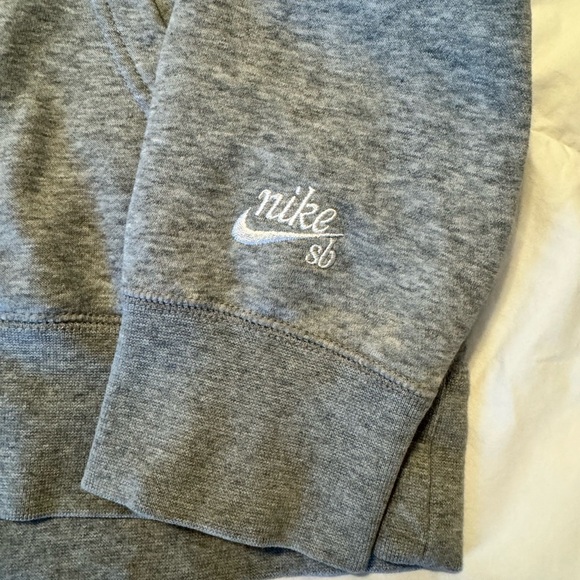 Nike SB x NBA Grey Hoodie - Picture 8 of 8
